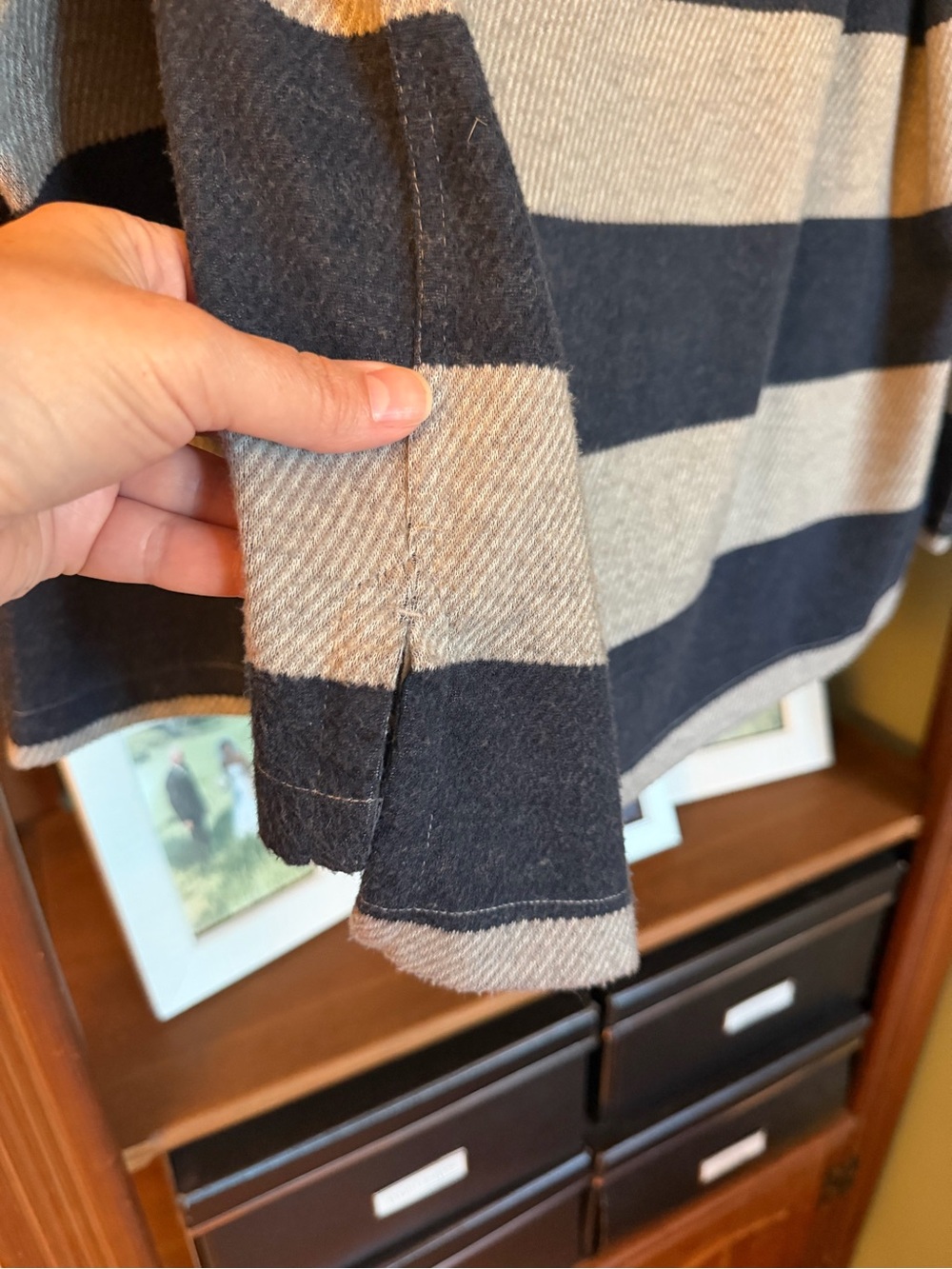 Faherty Legend Sweater Rugby Popover - Picture 8 of 8